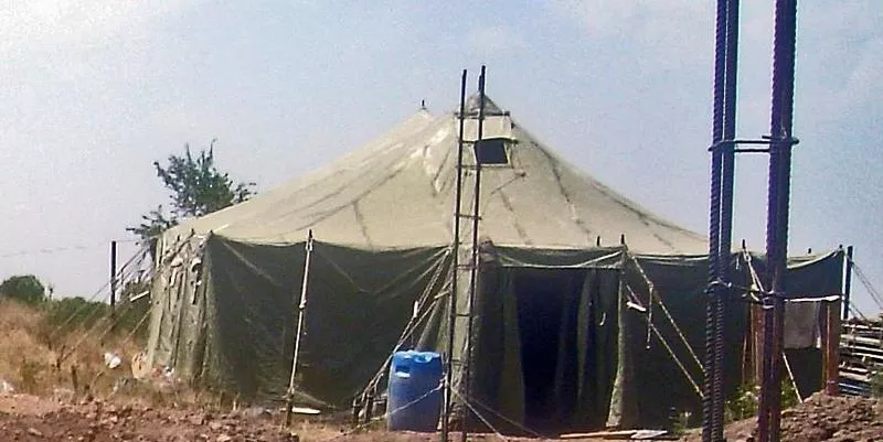 Палатка армейская 20-ти местная,  б/у,  в хорошем состоянии